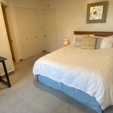 Fairhall Guest Lodge Woodbourne Экстерьер фото