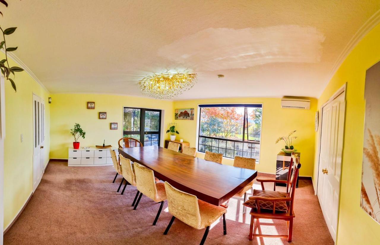 Fairhall Guest Lodge Woodbourne Экстерьер фото