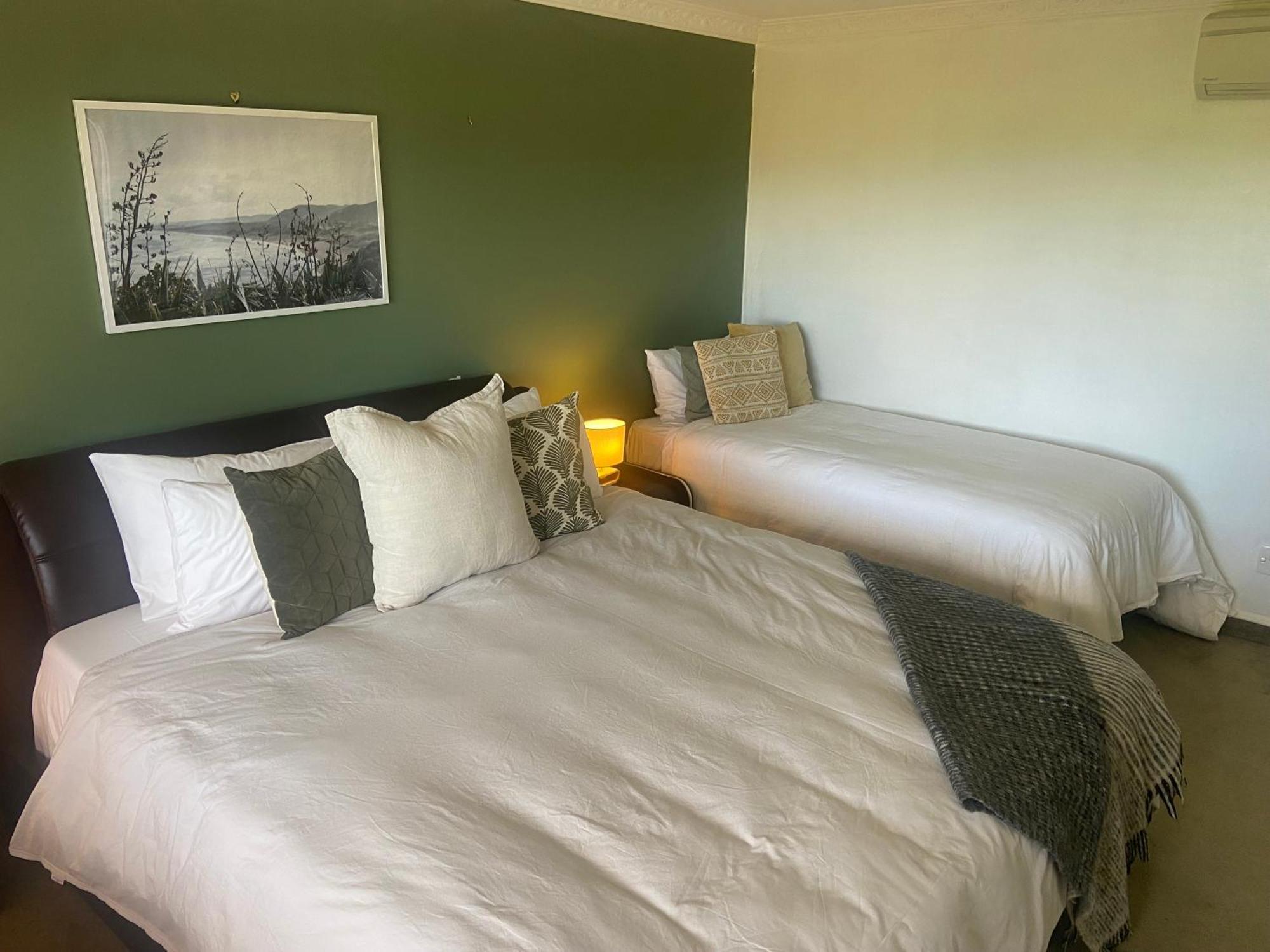 Fairhall Guest Lodge Woodbourne Экстерьер фото