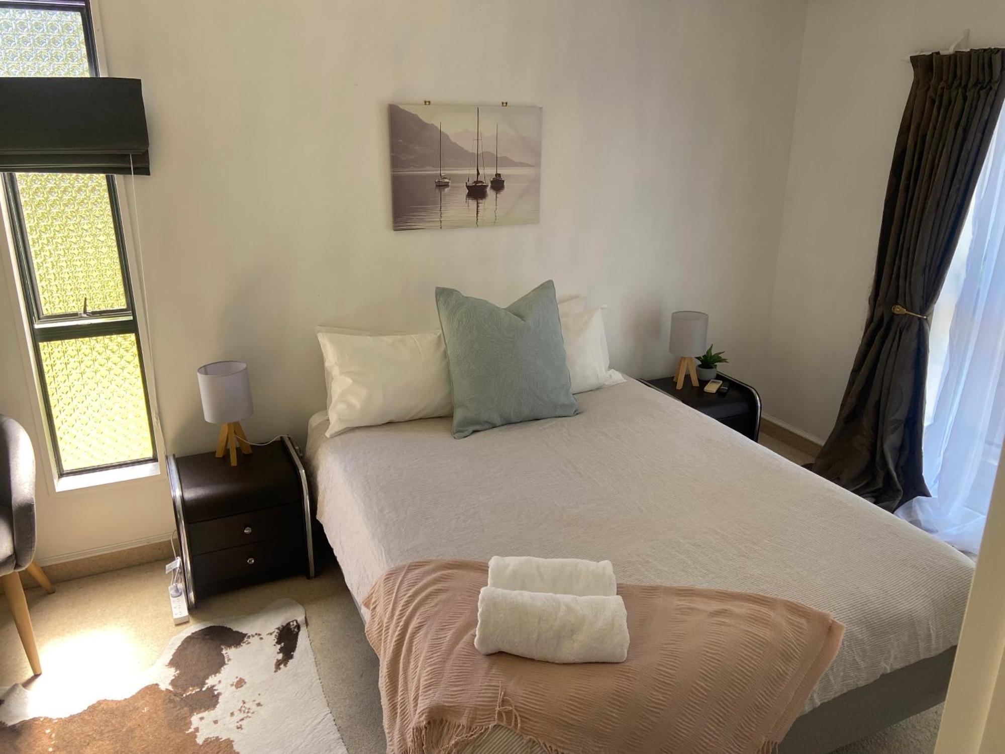 Fairhall Guest Lodge Woodbourne Экстерьер фото